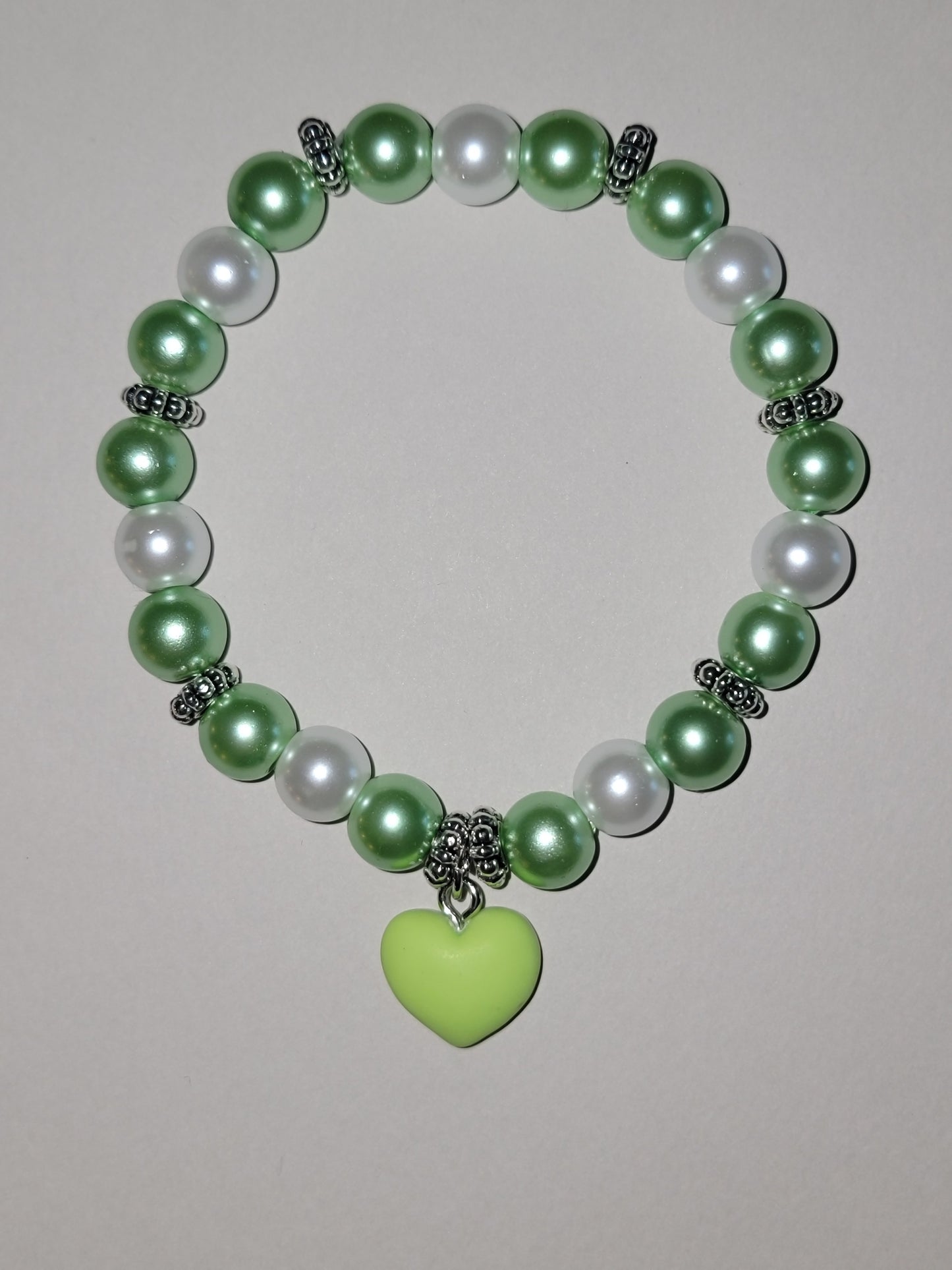 Green Heart Charm Beaded Bracelet