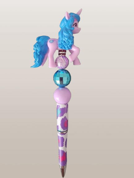 Beaded Pen – "Izzy Moonbow" Edition