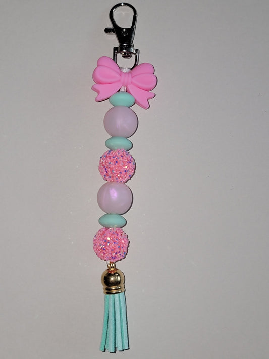 Pretty in Pink Bow Beaded Zipper Pull